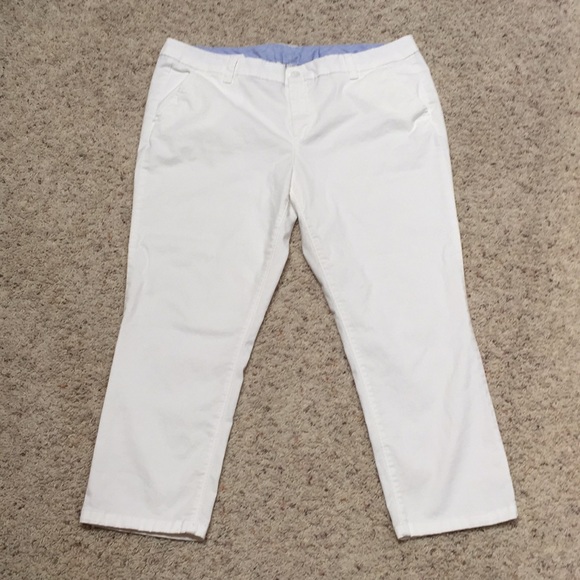 jcpenney Pants - 🧔🏻3for$15🧔🏻women’s 16 JCPENNY  capris